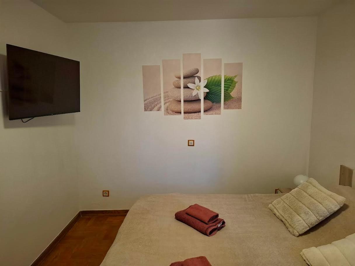 Apartmani Delas 2 프예스차나 우발라 외부 사진