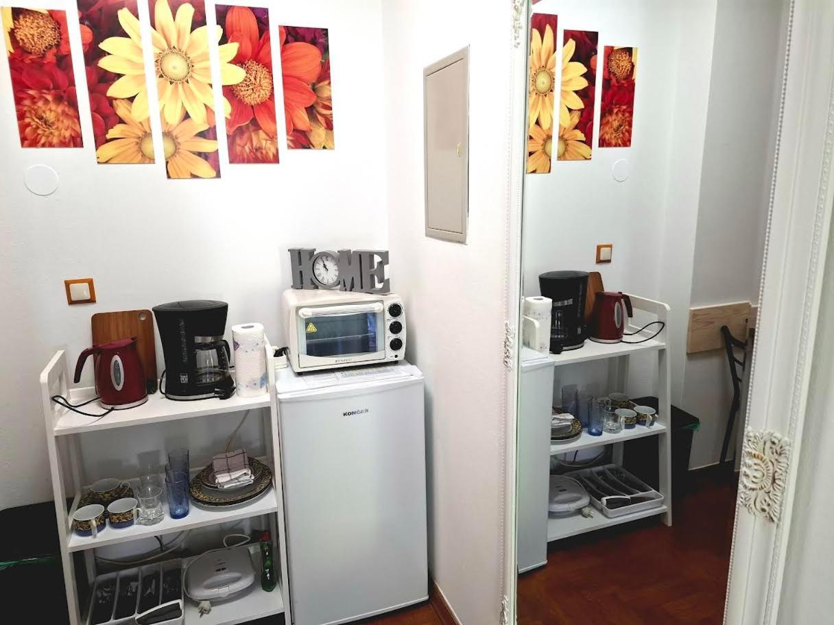 Apartmani Delas 2 프예스차나 우발라 외부 사진