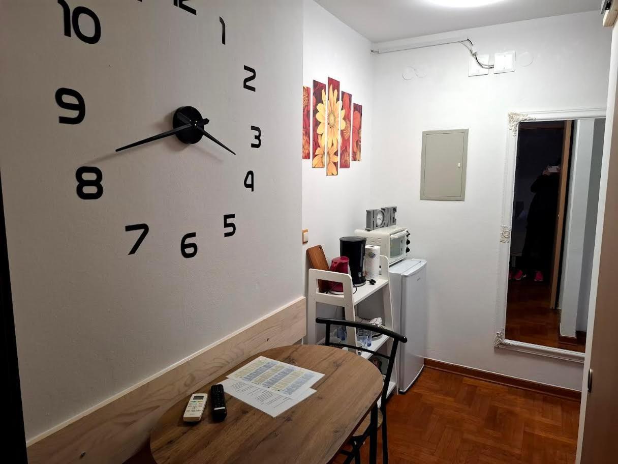 Apartmani Delas 2 프예스차나 우발라 외부 사진